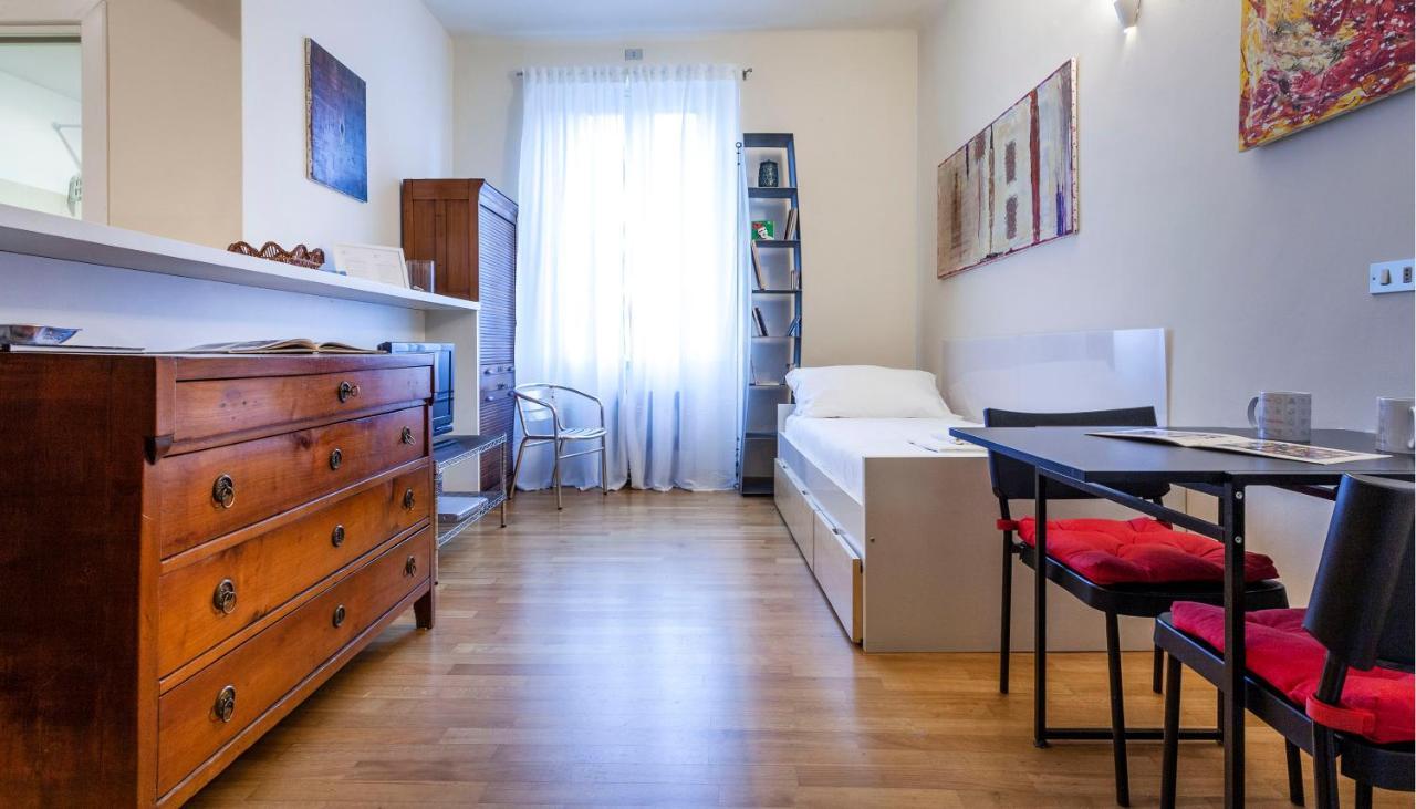 Italianway - Maroncelli 14 Appartement Milaan Buitenkant foto